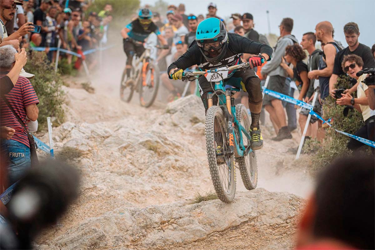 En TodoMountainBike: Lo mejor del Trofeo de las Naciones de las EWS 2019 en un minuto de vídeo