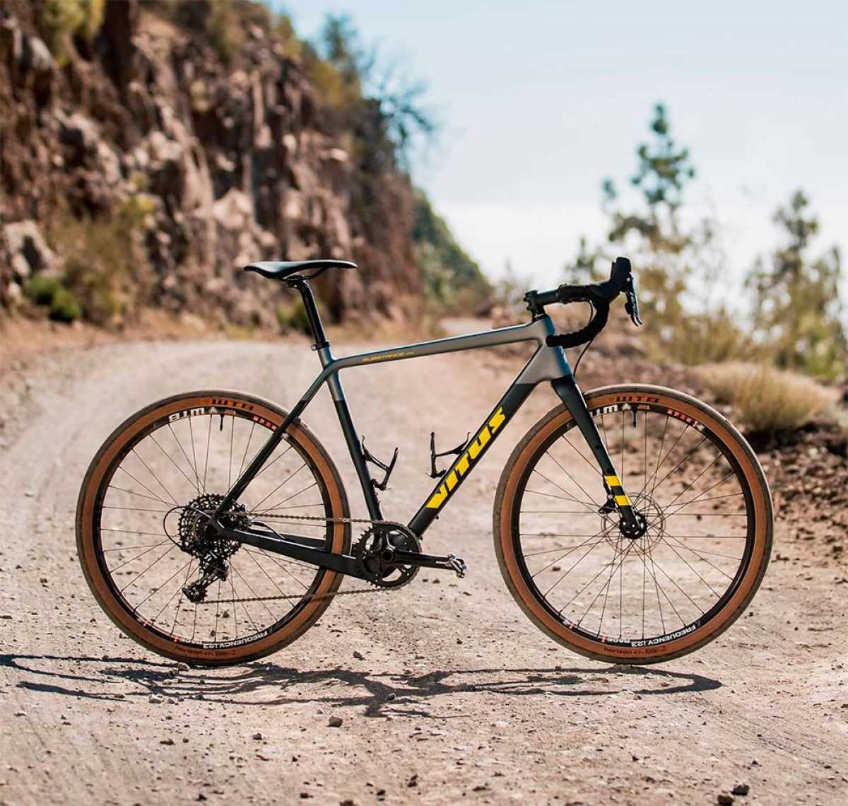 En TodoMountainBike: La Vitus Substance CRX estrena cuadro de carbono para convencer a los ciclistas más exigentes