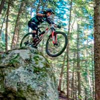Aprendiendo a rodar por el Hey Bud Trail de Whistler con Yoann Barelli