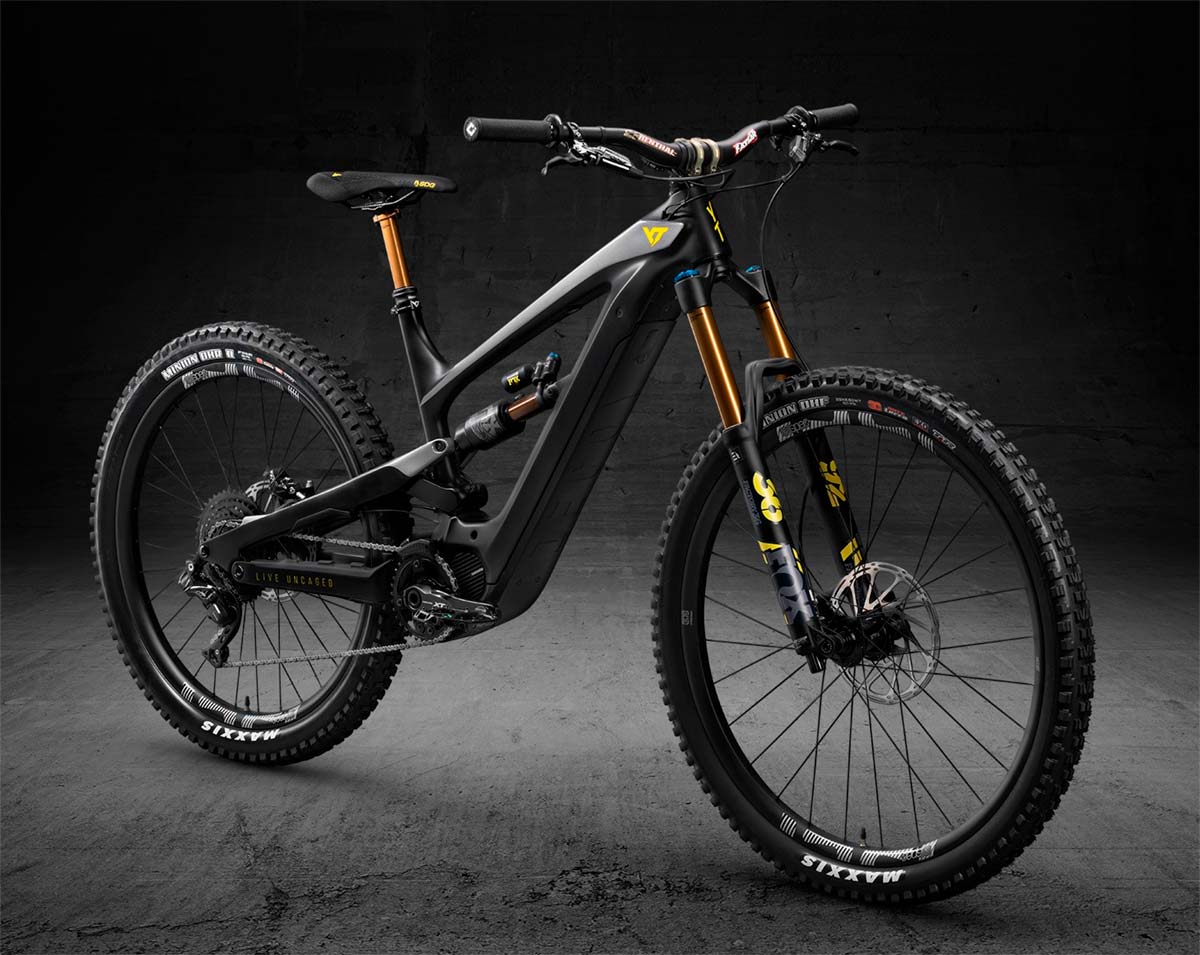 En TodoMountainBike: YT Industries entra en el mercado de las e-MTB con la espectacular YT Decoy CF