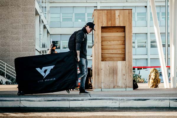YT Industries lanza la Body Bag, una interesante bolsa de transporte para bicicletas