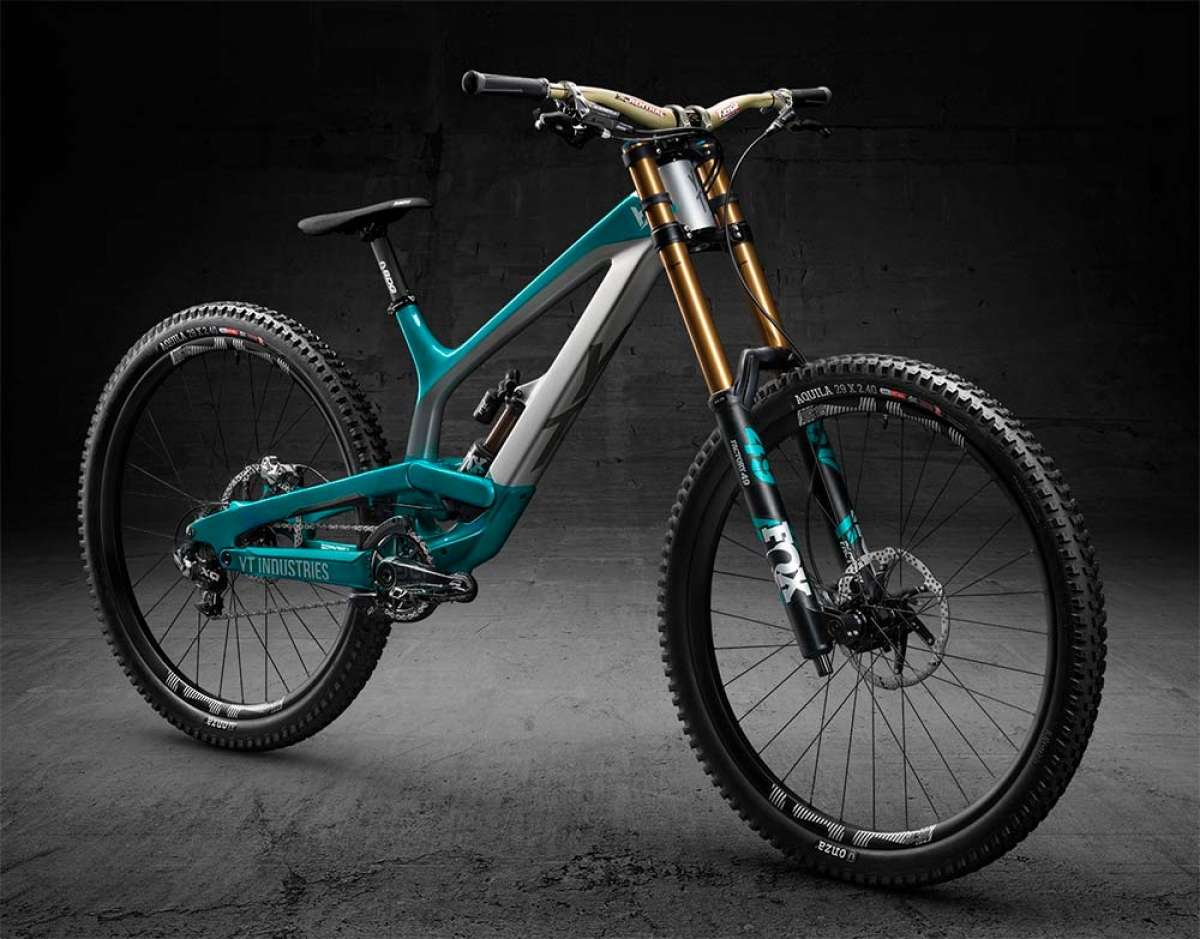 YT Industries la Tues 29, su de DH con grandes